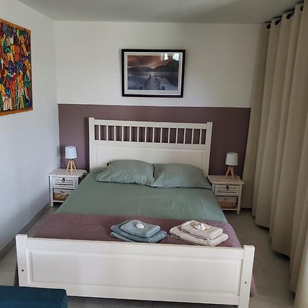 Jolie Studio En Rez De Jardin A L'Estaque Mourepiane 马赛 外观 照片