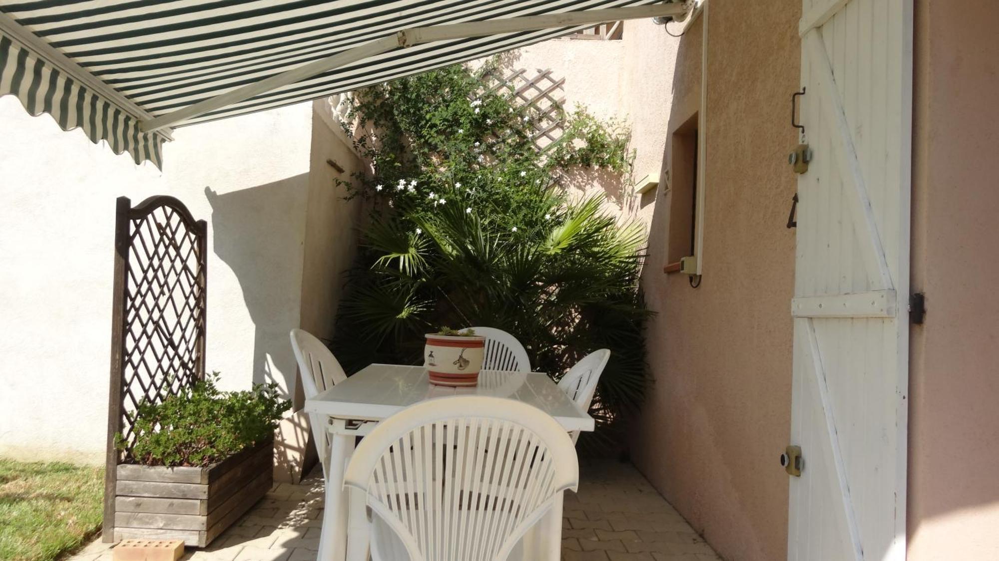Jolie Studio En Rez De Jardin A L'Estaque Mourepiane 马赛 外观 照片